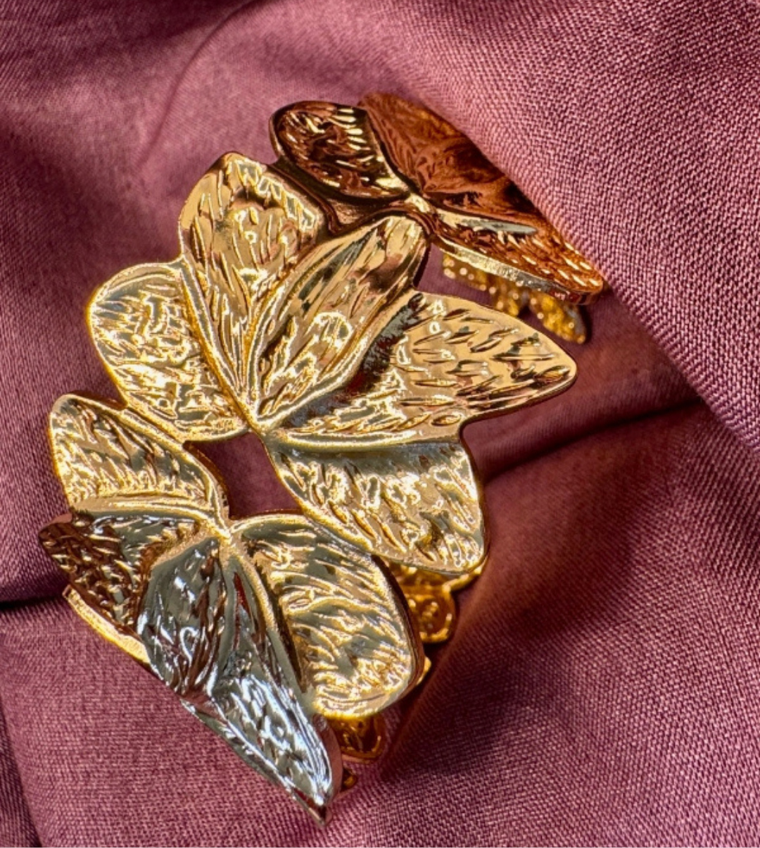 Chunky Floral Bracelet