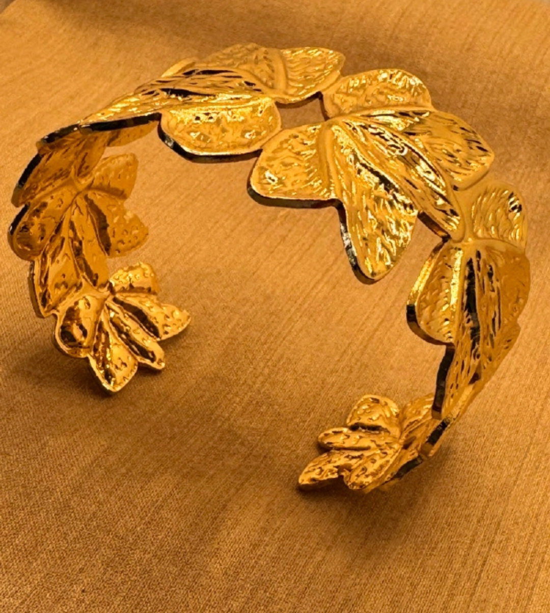 Chunky Floral Bracelet