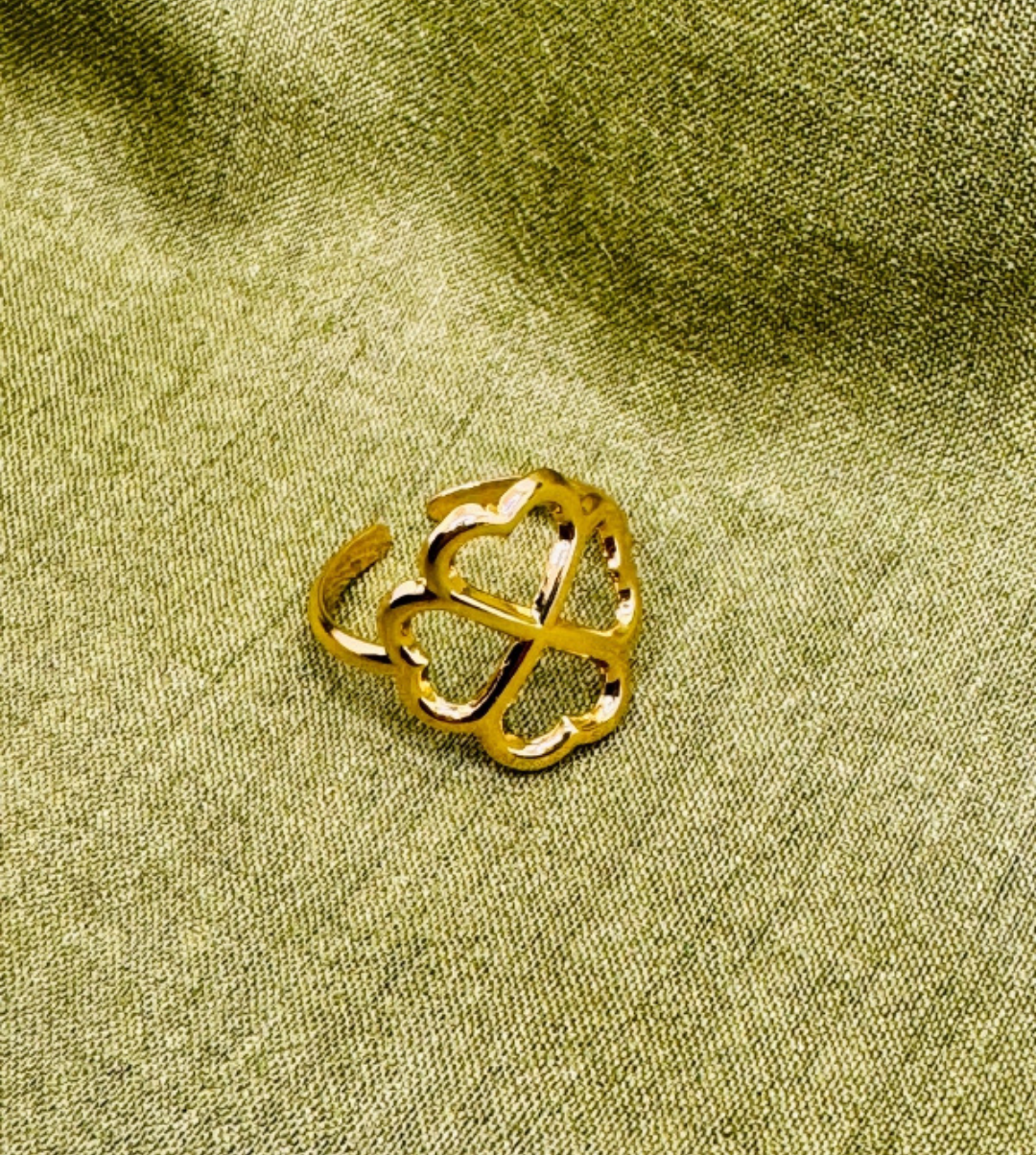 Clover Adjustable Ring