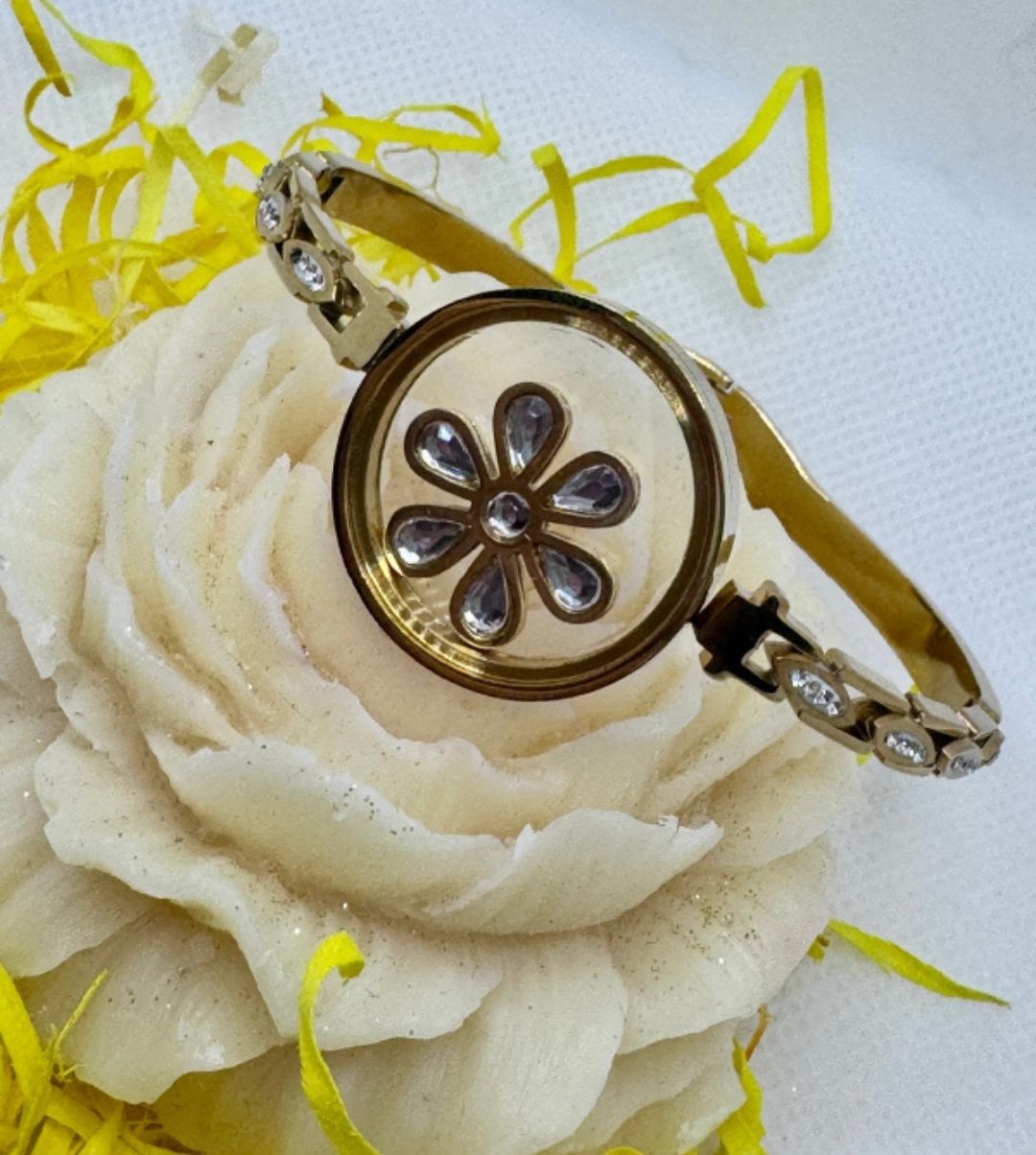 Daisy Charm Bracelet