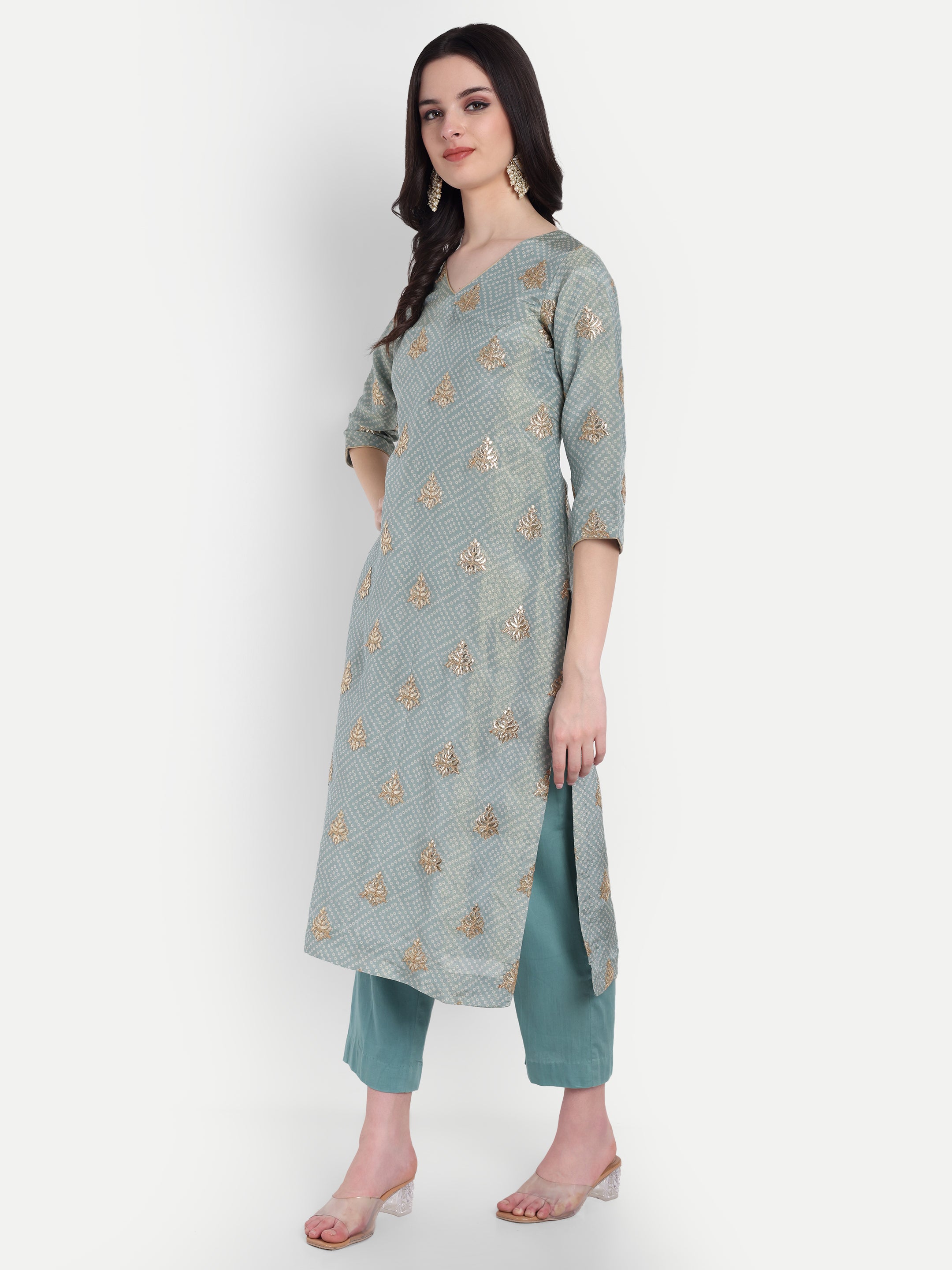 Timeless Bandhej Suit