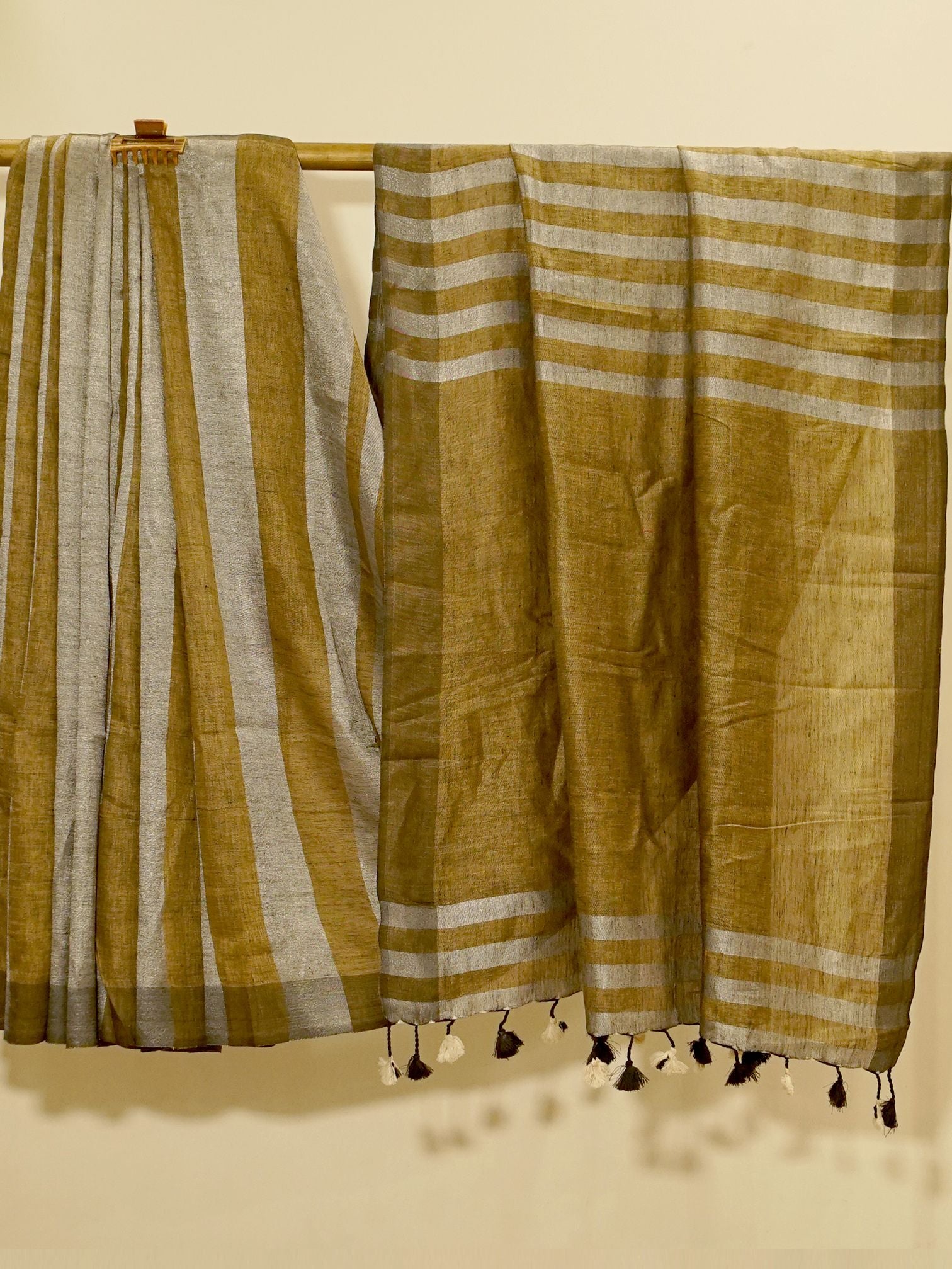 Linen Luxe Gold Saree