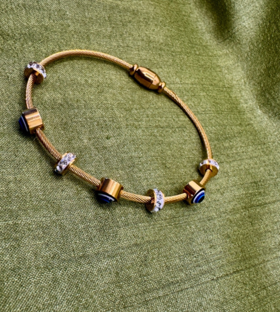 Evil Eye Magnetic Closure Bracelet