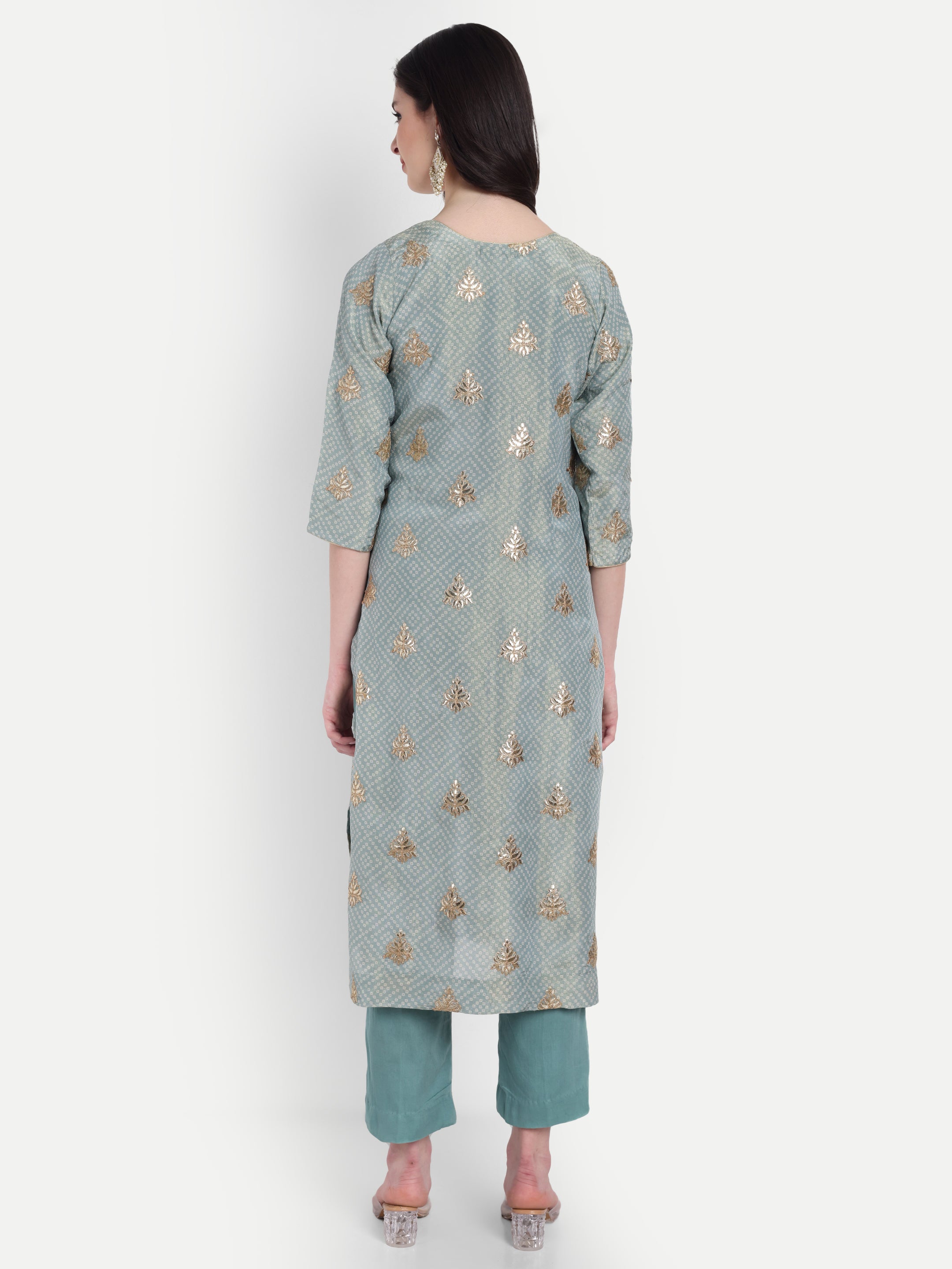 Timeless Bandhej Suit