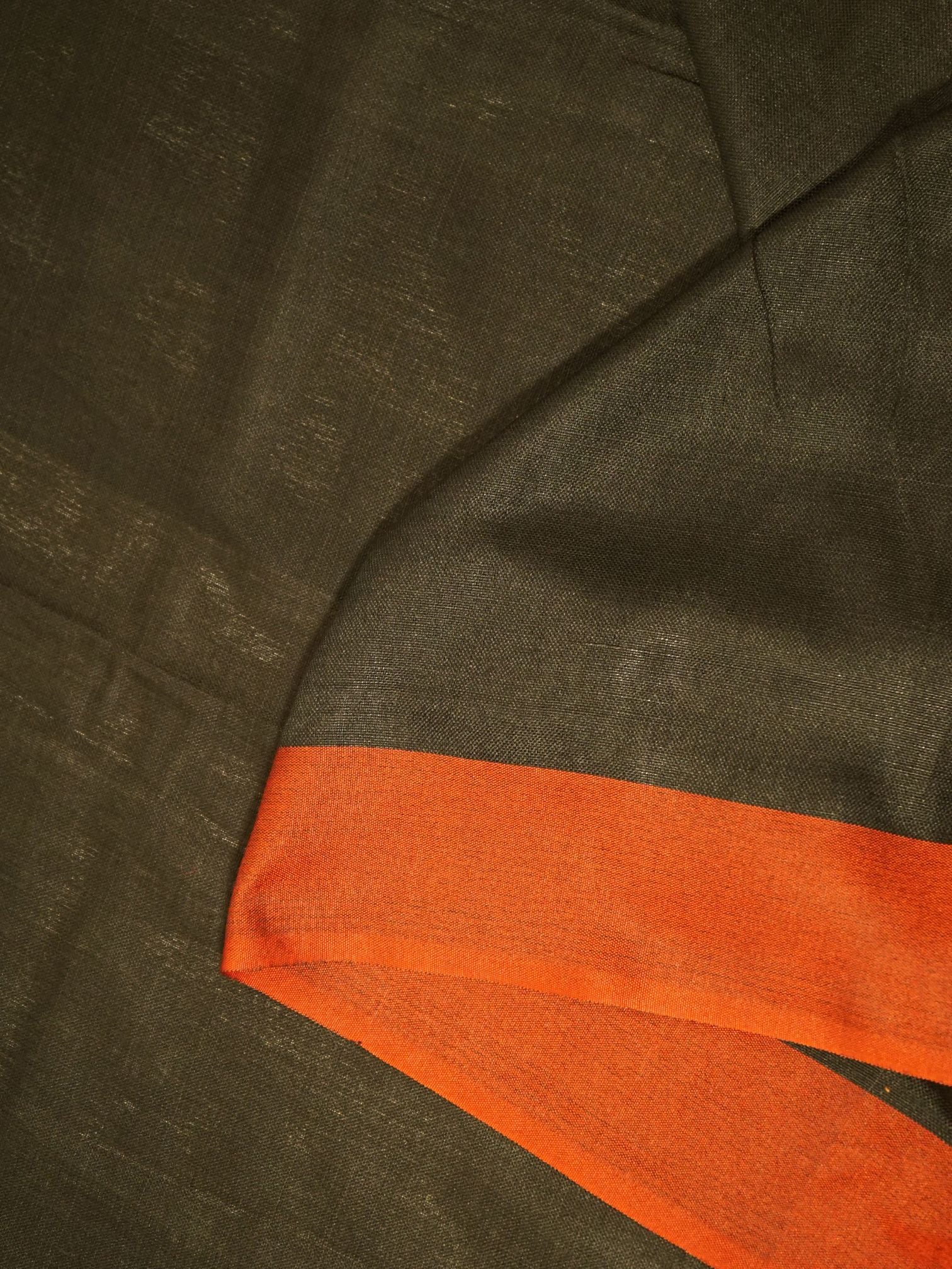 Linen Luxe Red Saree