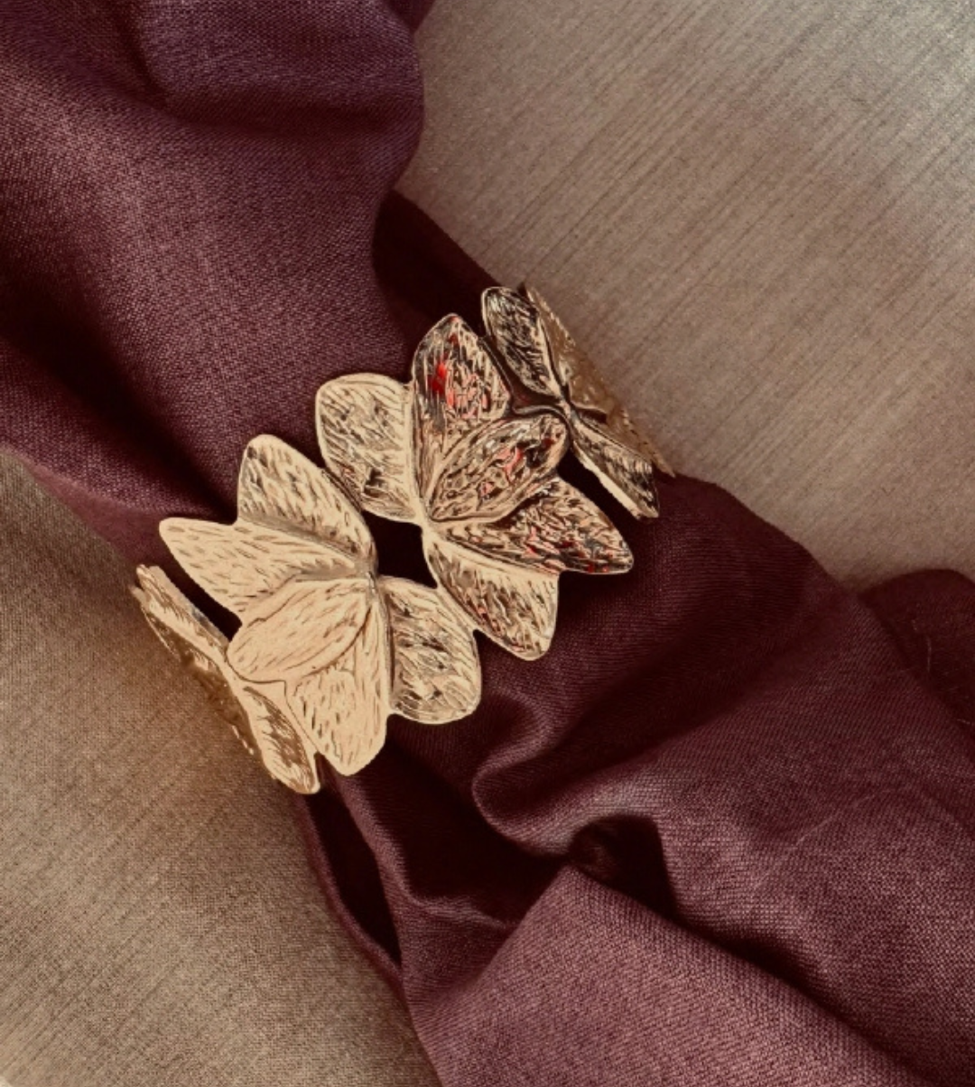 Chunky Floral Bracelet