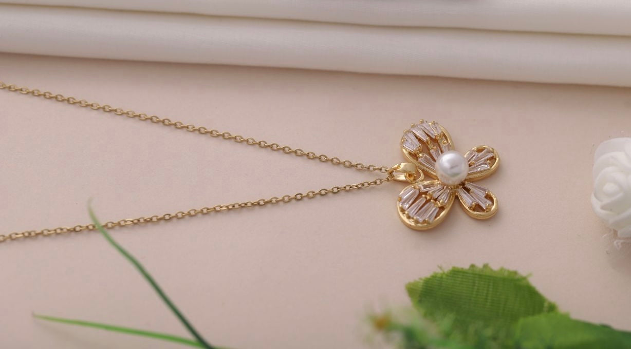 Flower and Pearl Chain Pendant